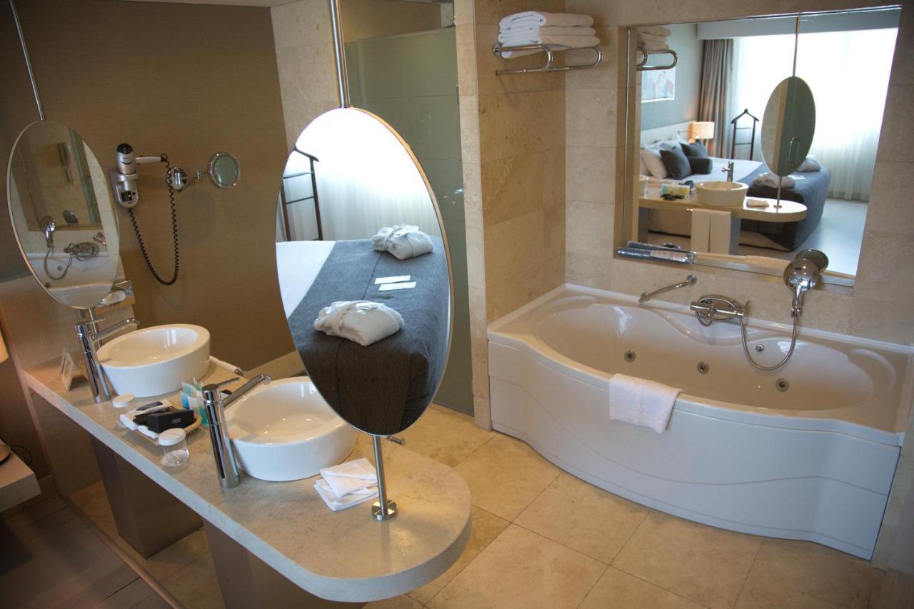 Cpankara Hotel Exterior photo Bathroom in a hotel
