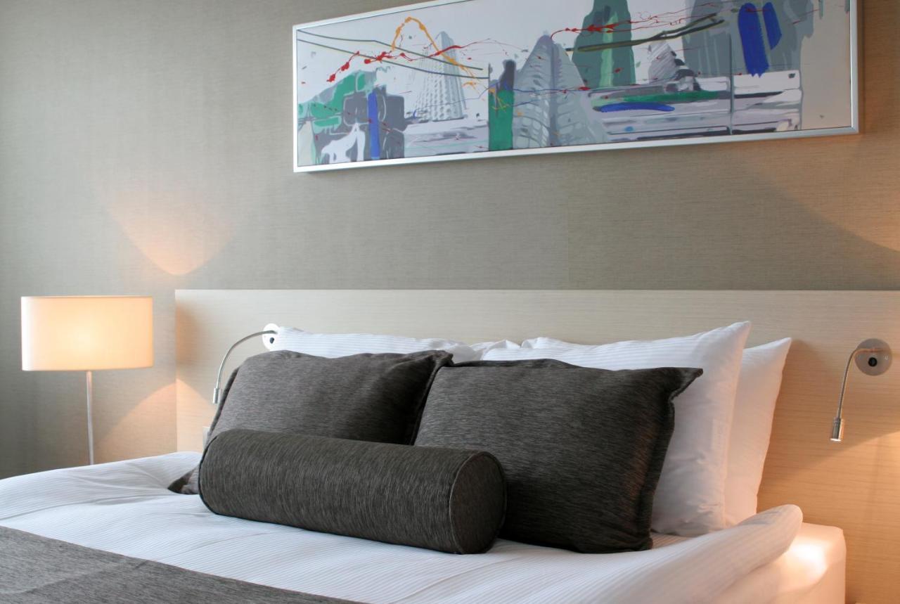 Cpankara Hotel Exterior photo A bolster pillow