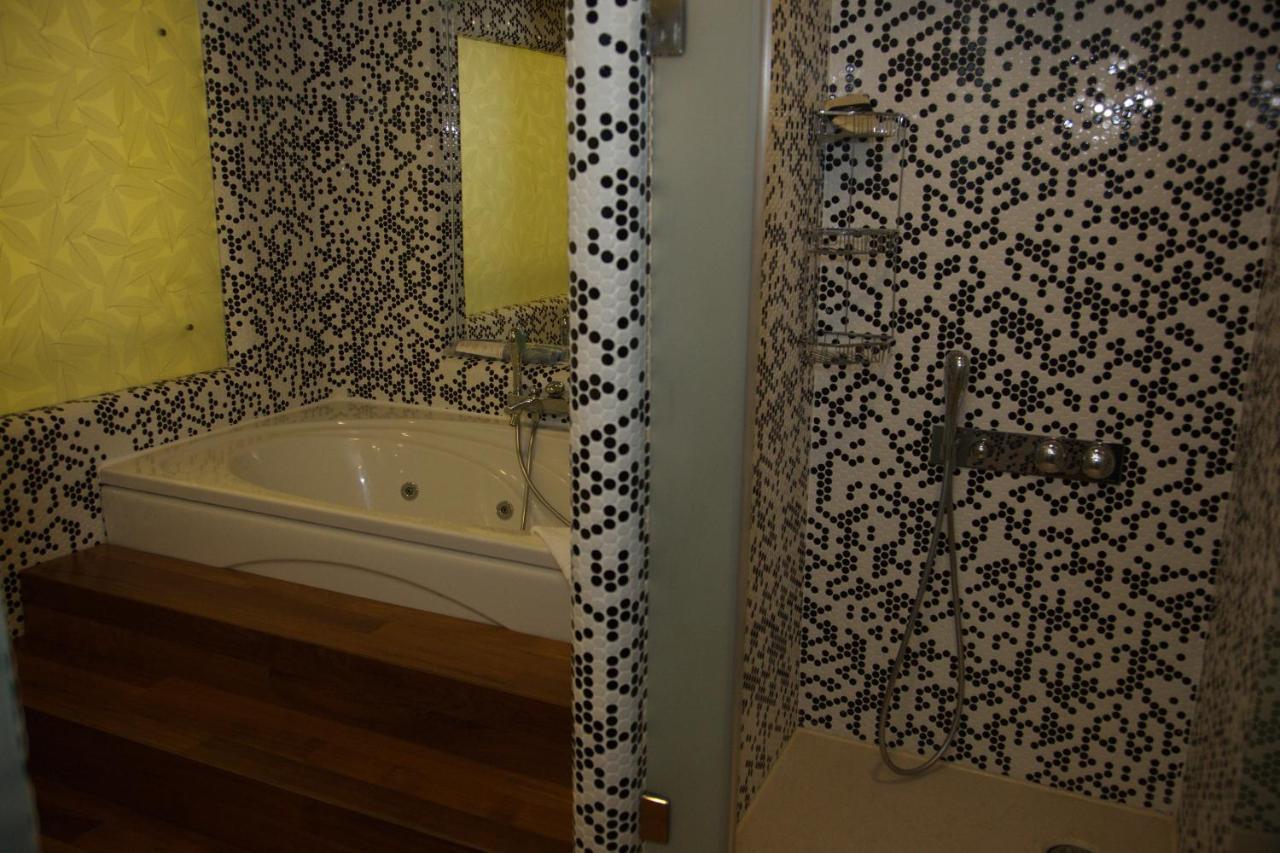 Cpankara Hotel Exterior photo Bathroom with mosaic tiles