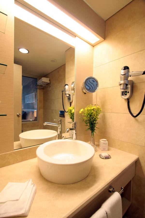 Cpankara Hotel Exterior photo Bathroom